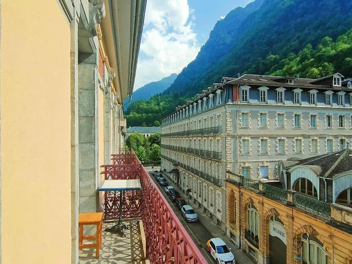 Appartement Centre-Ville 4/6 Pers, 3E Etage, Cuisine Equipee, Parking Gratuit, Linge En Supplement - Fr-1-234-228 Cauterets 0*,  Franciaország